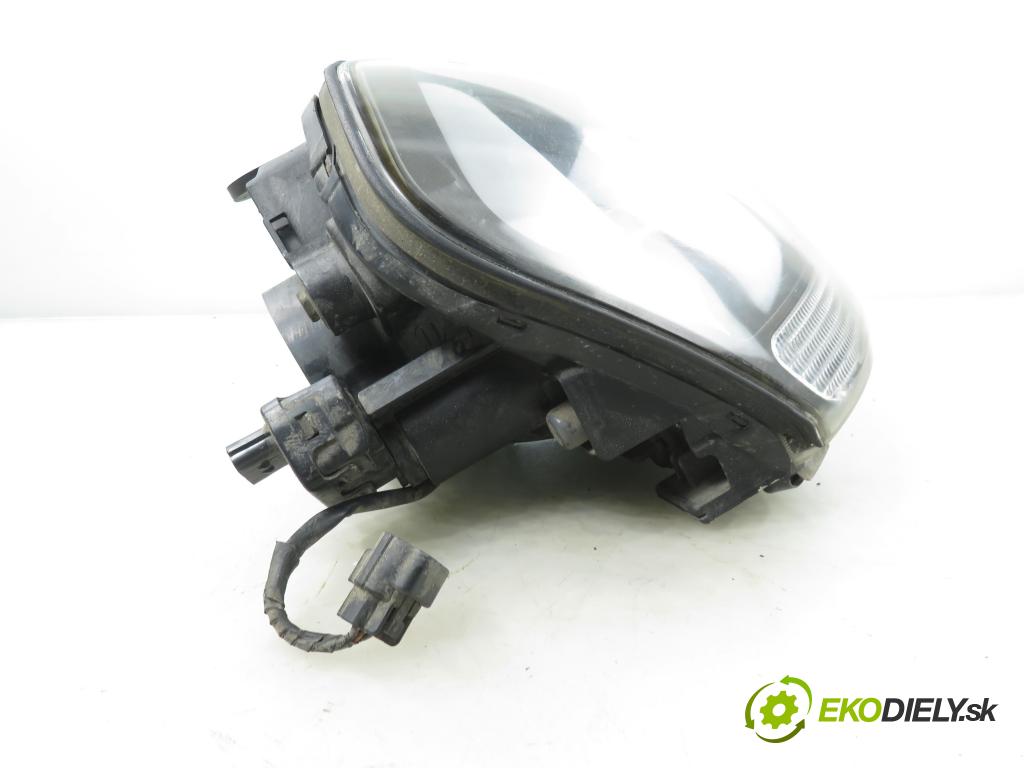 HYUNDAI TUCSON (JM) SUV 2005 83,00 2.0 CRDi 4WD 113 - D4EA 1991,00 Svetlo PP 921012EXXX