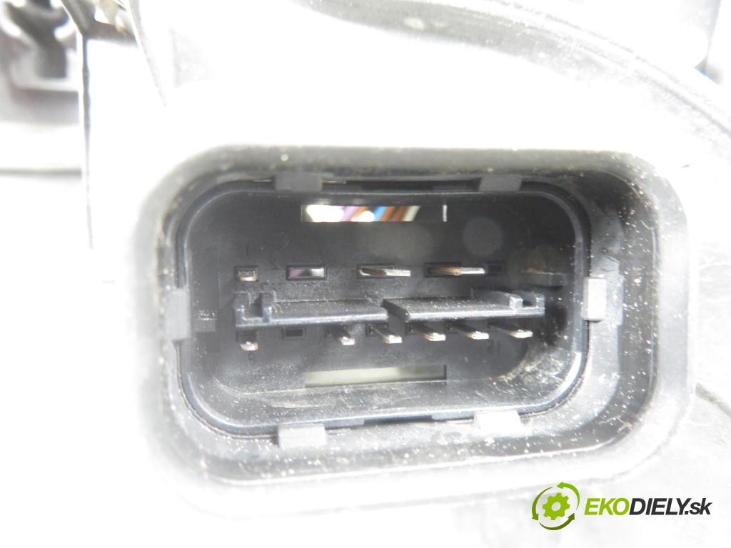 BMW 1 (E87) HB 2007 0,00 118 d - N47 D20 A 1995,00 Svetlo PP 7193390