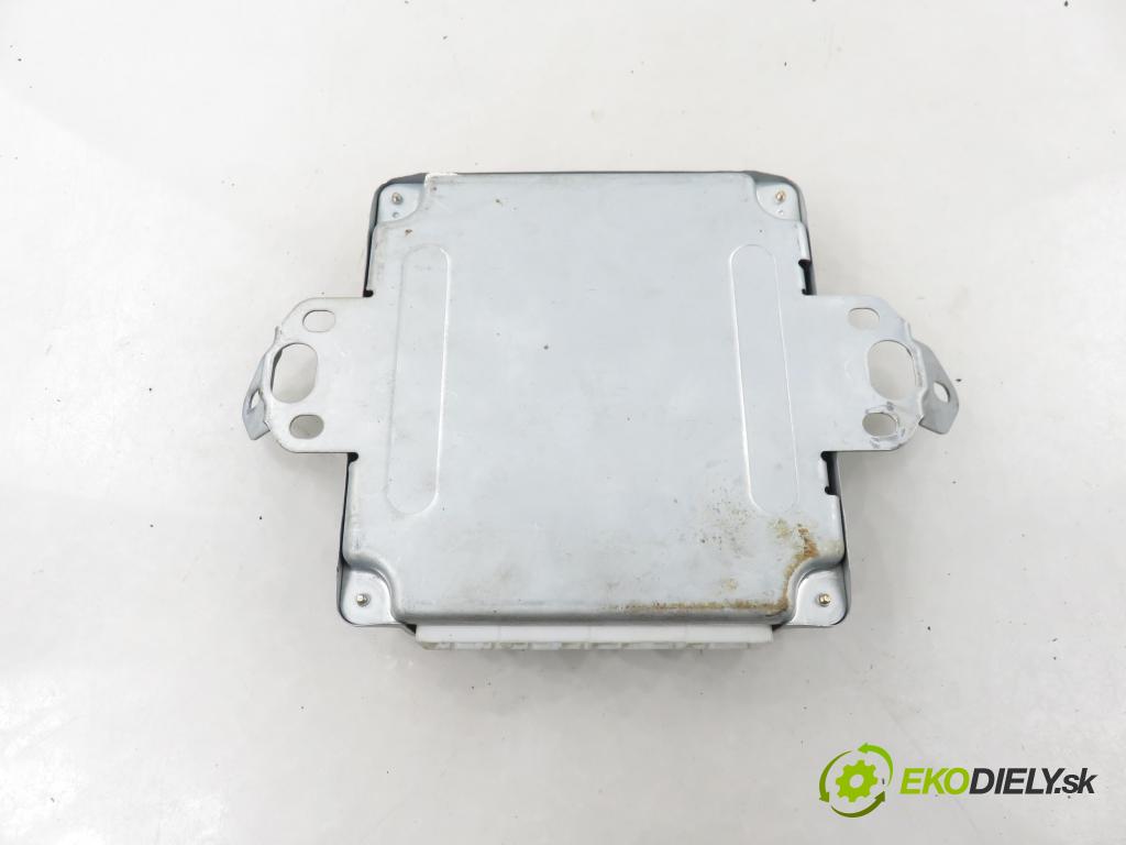 SUBARU IMPREZA kombi (GG) KOMBI 2005 123,00 2.5 167 2457,00 řídící jednotka motora 1122008492