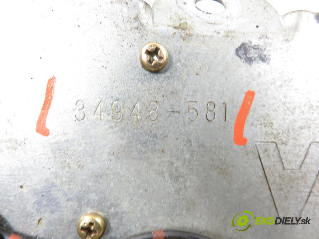 SUBARU IMPREZA kombi (GG) KOMBI 2005 123,00 2.5 167 2457,00 motorek stěrače ZADNÍ: 34948581