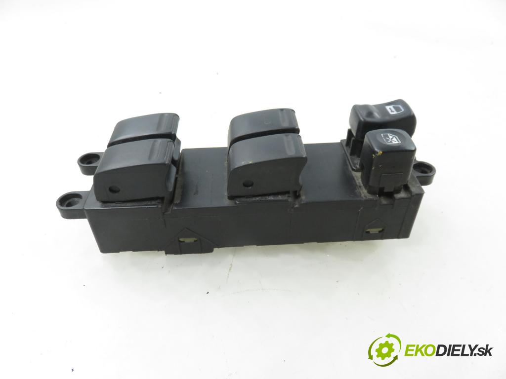 SUBARU IMPREZA kombi (GG) KOMBI 2005 123,00 2.5 167 2457,00 Panel ovládaní oken