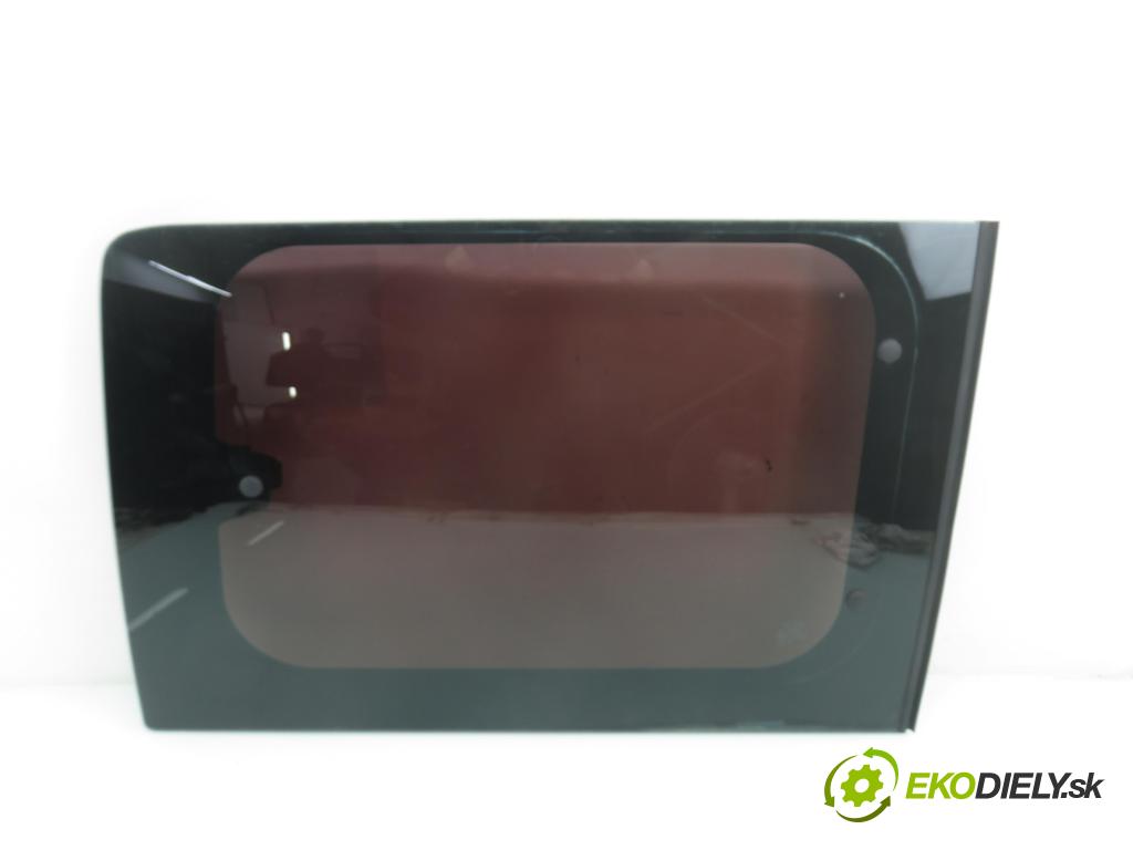 FORD TOURNEO CONNECT KOMBIVAN 2003 66,00 1.8 TDCi - HCPB 1753,00 Okno dverí pravé zadné sklápacie