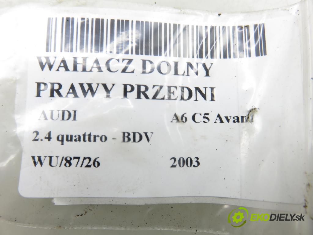 AUDI A6 Avant (4B5, C5) KOMBI 2003 125,00 2.4 quattro - BDV 2393,00 rameno dolní pravý přední část