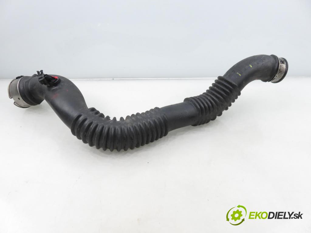 BMW 1 (E87) HB 2007 0,00 118 d - N47 D20 A 1995,00 Rúra intercoolera turba 7797481 ; 7797480