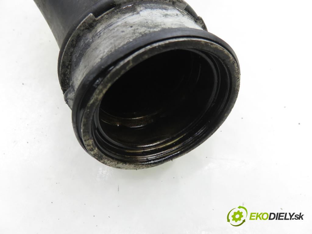 BMW 1 (E87) HB 2007 0,00 118 d - N47 D20 A 1995,00 Rúra intercoolera turba 7797481 ; 7797480