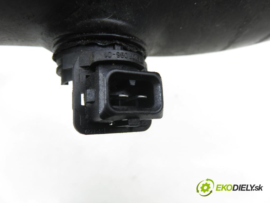 BMW 1 (E87) HB 2007 0,00 118 d - N47 D20 A 1995,00 Rúra intercoolera turba 7797481 ; 7797480