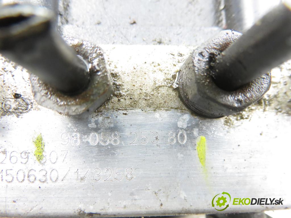 PEUGEOT 308 SW II KOMBI 2015 73,00 1.6 BlueHDi 100 - BHY (DV6FD) 1560,00 pumpa ABS 0265956062 ; 9811708480 ; 9805825380 (Pumpa ABS)