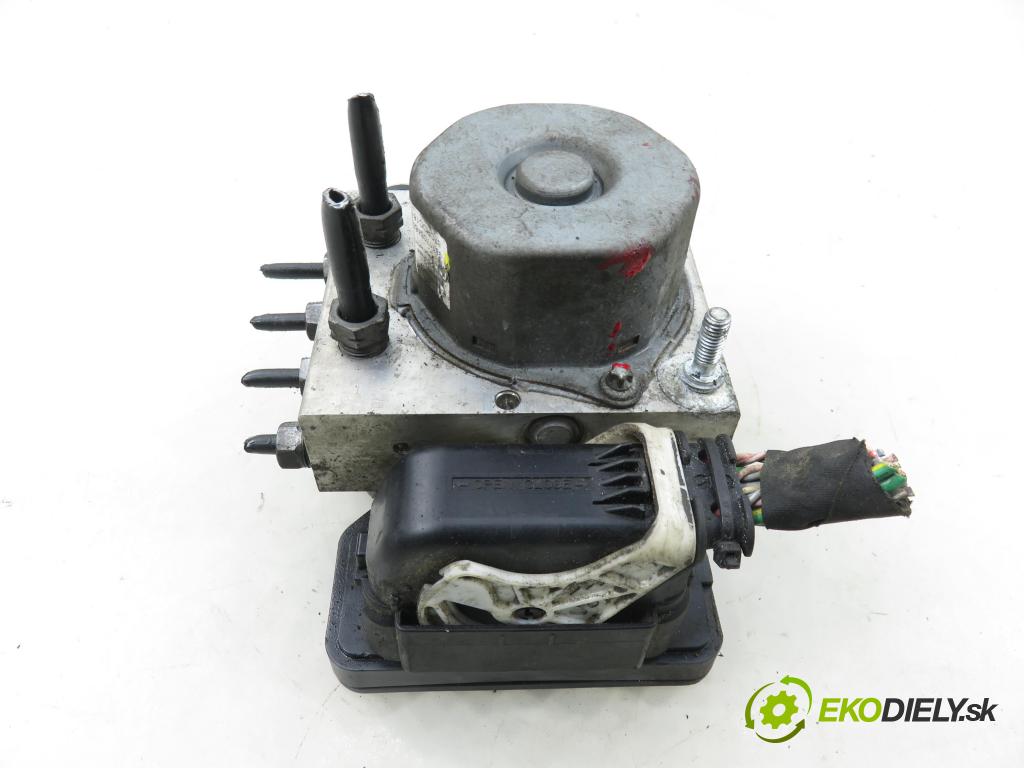 PEUGEOT 308 SW II KOMBI 2015 73,00 1.6 BlueHDi 100 - BHY (DV6FD) 1560,00 pumpa ABS 0265956062 ; 9811708480 ; 9805825380 (Pumpa ABS)