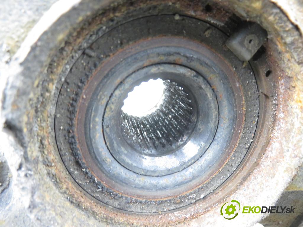 PEUGEOT 308 SW II KOMBI 2015 73,00 1.6 BlueHDi 100 - BHY (DV6FD) 1560,00 náboj LP ABS