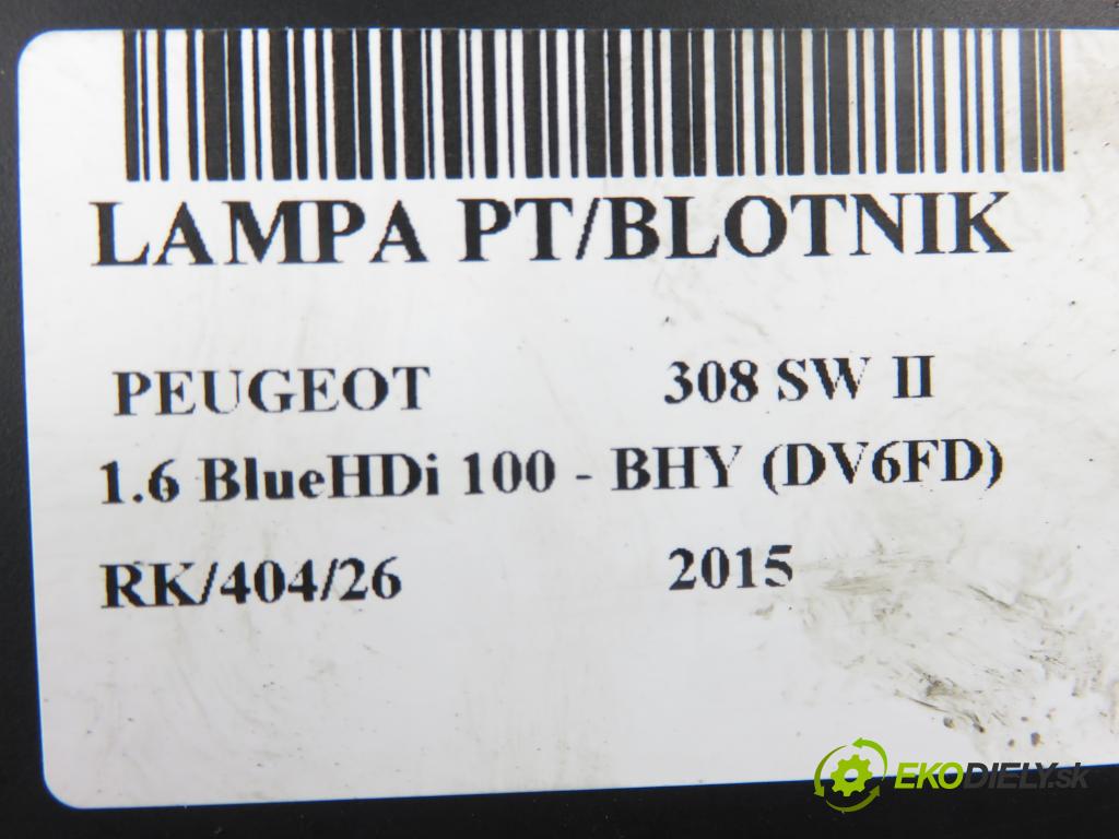 PEUGEOT 308 SW II KOMBI 2015 73,00 1.6 BlueHDi 100 - BHY (DV6FD) 1560,00 světlo pravé zadní 9678093880