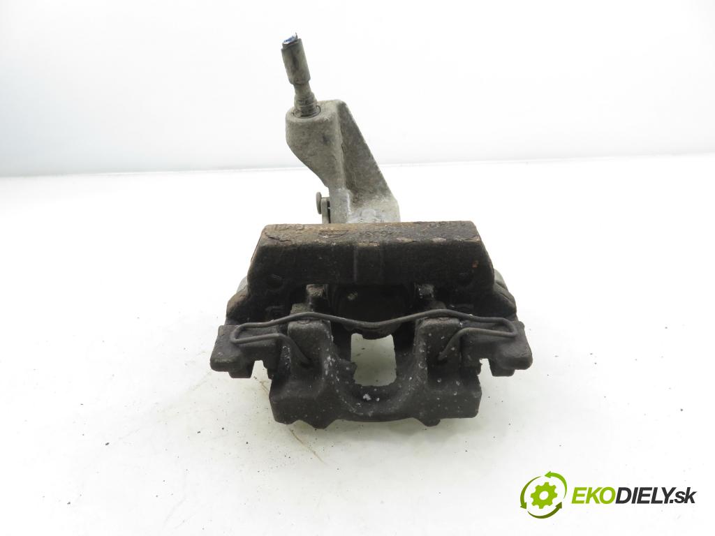 PEUGEOT 308 SW II KOMBI 2015 73,00 1.6 BlueHDi 100 - BHY (DV6FD) 1560,00 Brzdič strmeň pravé zadné 967074058 ; 967074058A