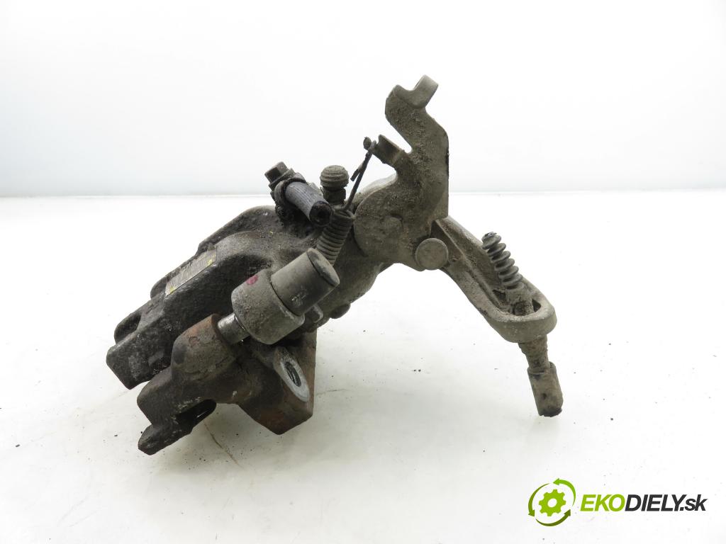 PEUGEOT 308 SW II KOMBI 2015 73,00 1.6 BlueHDi 100 - BHY (DV6FD) 1560,00 Brzdič strmeň pravé zadné 967074058 ; 967074058A