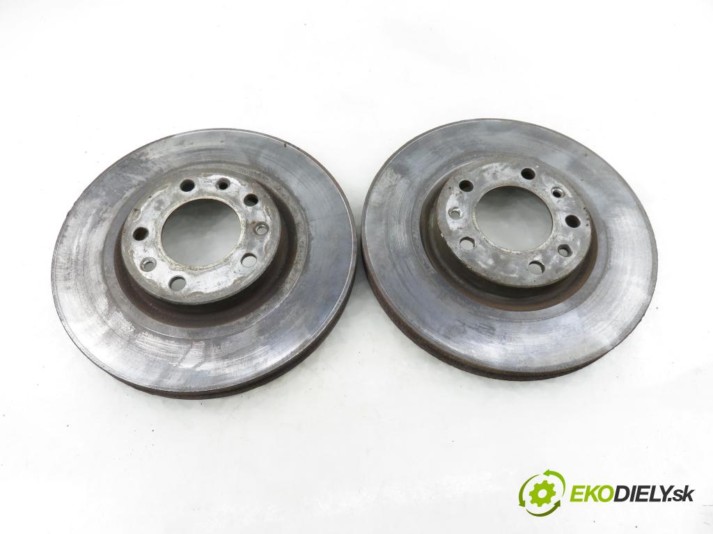 PEUGEOT 308 SW II KOMBI 2015 73,00 1.6 BlueHDi 100 - BHY (DV6FD) 1560,00 Lamela kotúč brzdová predný 