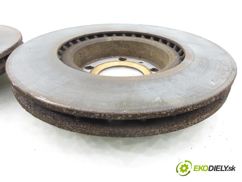 PEUGEOT 308 SW II KOMBI 2015 73,00 1.6 BlueHDi 100 - BHY (DV6FD) 1560,00 Lamela kotúč brzdová predný