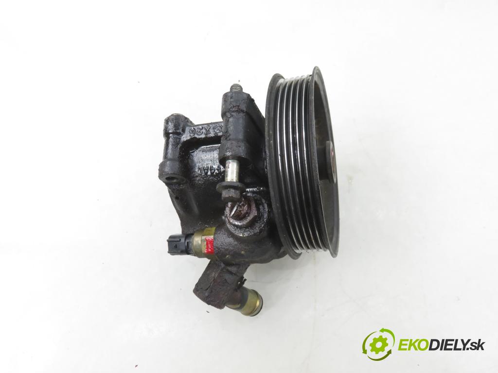 FORD FOCUS (DAW, DBW) HB 2000 85,00 1.8 16V 1796,00 Pumpa servočerpadlo XS4E3A733AC (Servočerpadlo)