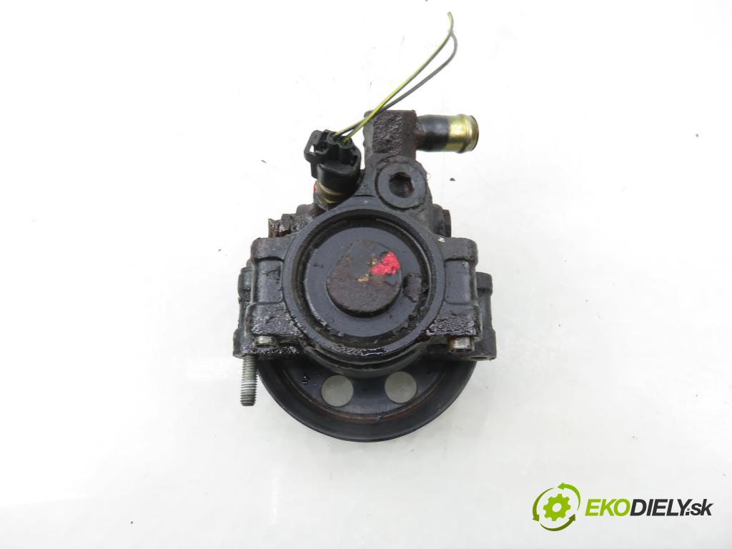 FORD FOCUS (DAW, DBW) HB 2000 85,00 1.8 16V 1796,00 Pumpa servočerpadlo XS4E3A733AC (Servočerpadlo)