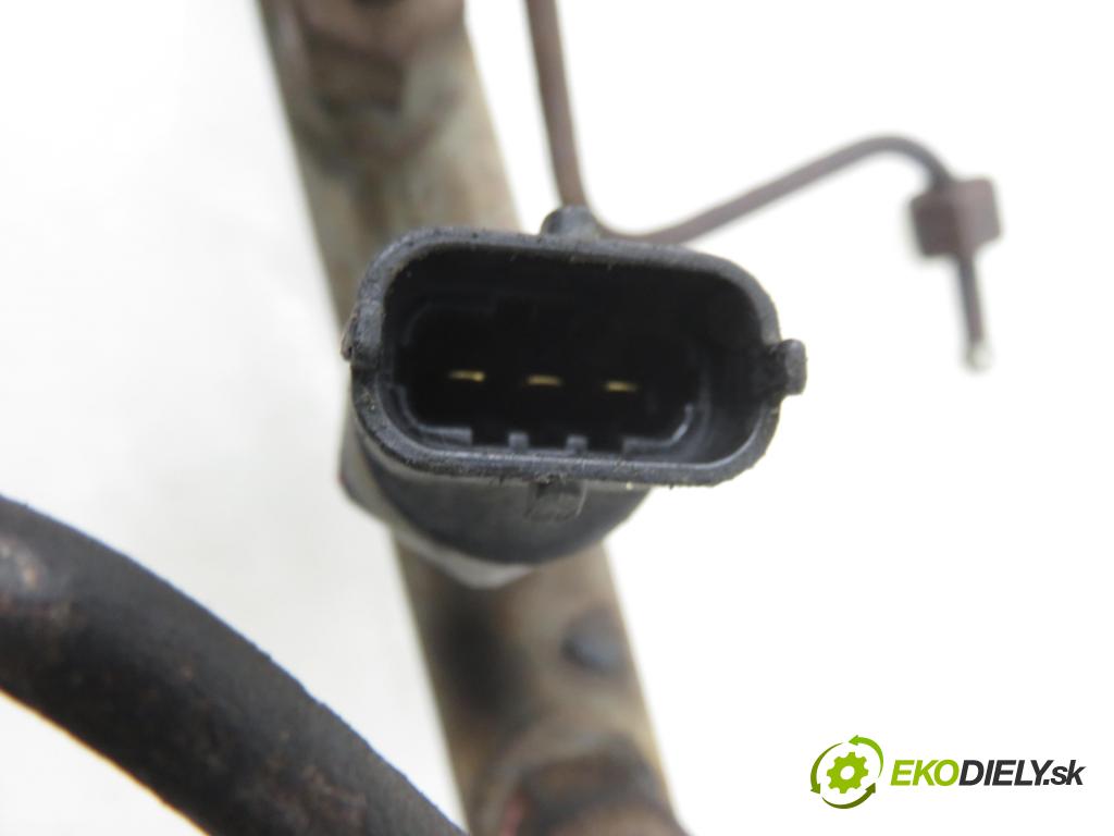 RENAULT TRAFIC II Autobus (JL) BUS 2002 74,00 1.9 dCI 100 (JL0C) - F9Q 760 1870,00 Lišta vstrekovacia 0445214024 ; 7700114017 ; 0281002522 (Vstrekovacia lišta)