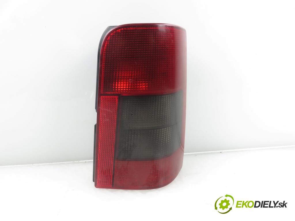 PEUGEOT PARTNER Combispace (5F) KOMBIVAN 2003 66,00 2.0 HDI - RHY (DW10TD) 1997,00 světlo pravé zadní