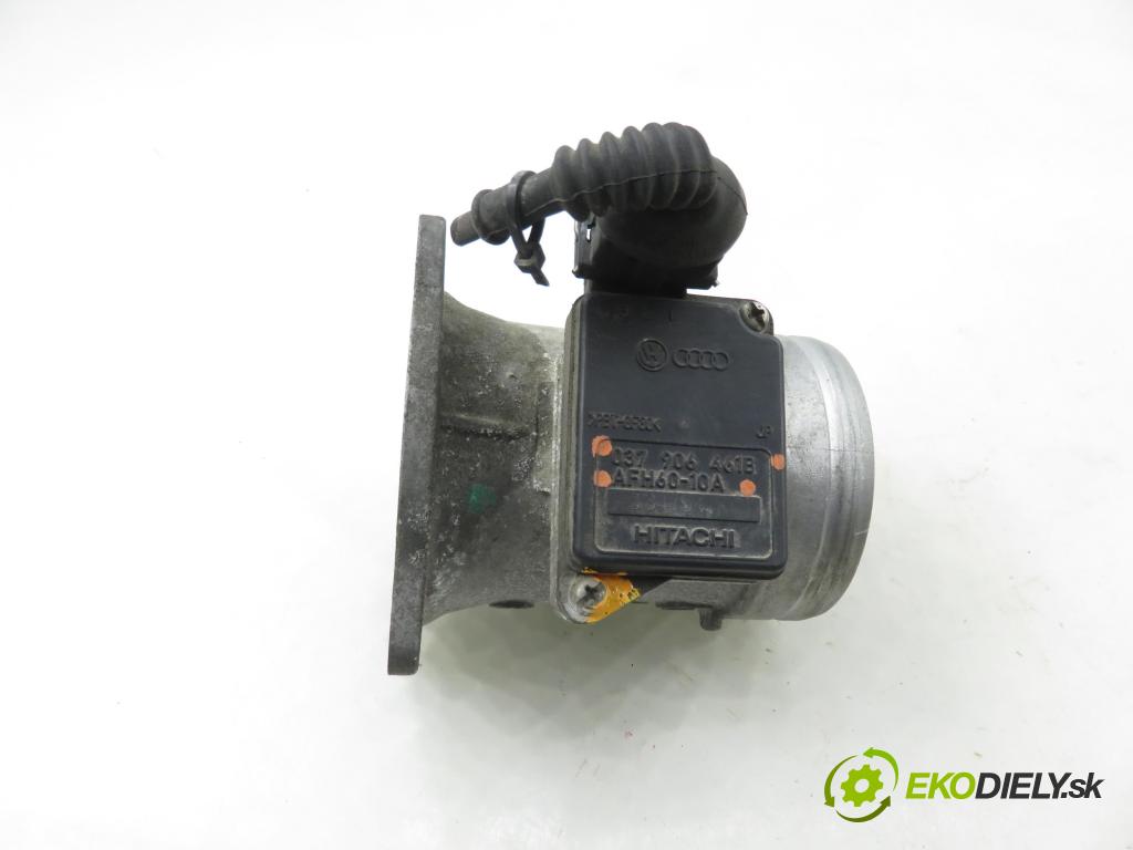 AUDI A4 (8D2, B5) SEDAN 1995 74,00 1.6 8V 100 - ADP 1595,00 váha vzduchu vzduchu 037906461B ; AFH6010A