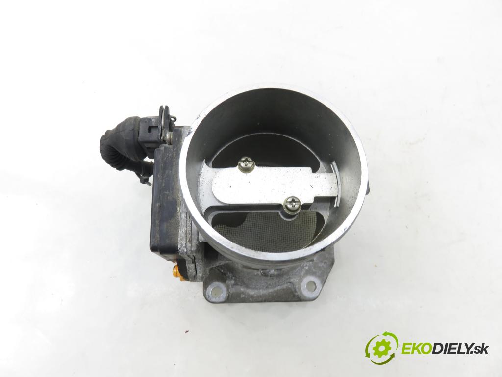 AUDI A4 (8D2, B5) SEDAN 1995 74,00 1.6 8V 100 - ADP 1595,00 váha vzduchu vzduchu 037906461B ; AFH6010A