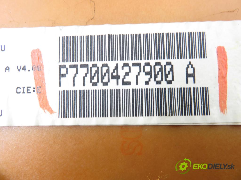 RENAULT SCENIC I (JA0/1_) MINIVAN 2000 79,00 1.6 - K4M 709 1598,00 Prístrojovka elektrický P7700427900A