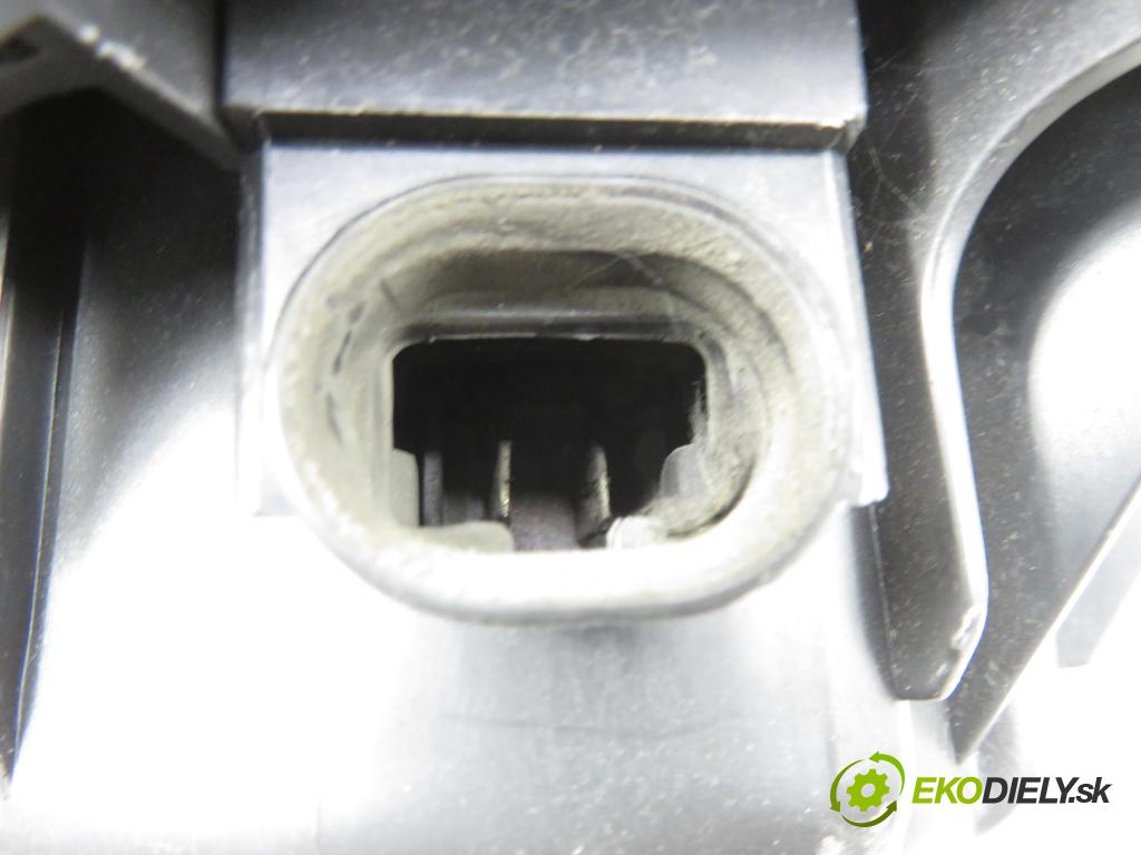 PEUGEOT PARTNER Combispace (5F) KOMBIVAN 2003 66,00 2.0 HDI - RHY (DW10TD) 1997,00 ventilátor větráku N030840S