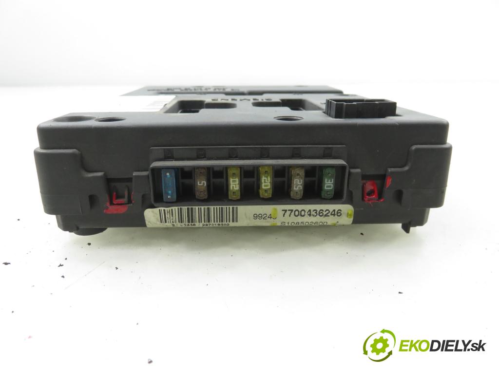 RENAULT SCENIC I (JA0/1_) MINIVAN 2000 79,00 1.6 - K4M 709 1598,00 MODUL BSI S108502600 ; 7700436246