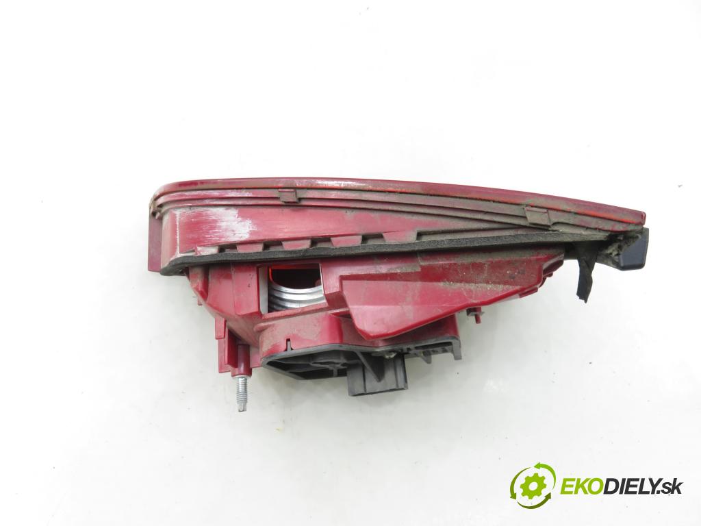 AUDI A4 (8K2, B8) SEDAN 2008 176,00 3.0 TDI quattro - CCWA 2967,00 Svetlo ľavé zadné kufor 8K5945093K