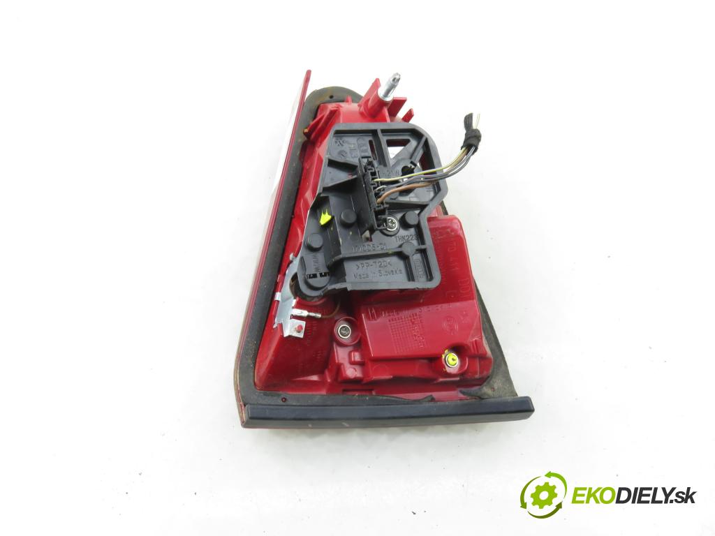 AUDI A4 (8K2, B8) SEDAN 2008 176,00 3.0 TDI quattro - CCWA 2967,00 Svetlo ľavé zadné kufor 8K5945093K