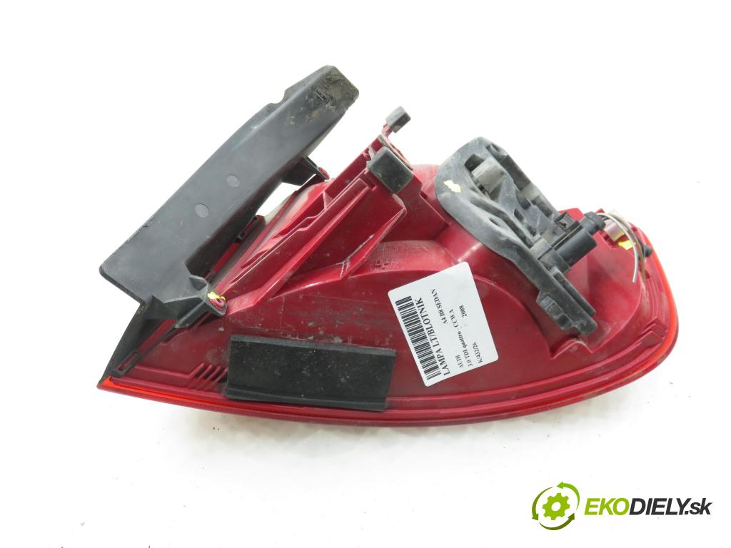 AUDI A4 (8K2, B8) SEDAN 2008 176,00 3.0 TDI quattro - CCWA 2967,00 světlo levé zadní 8K5945095K