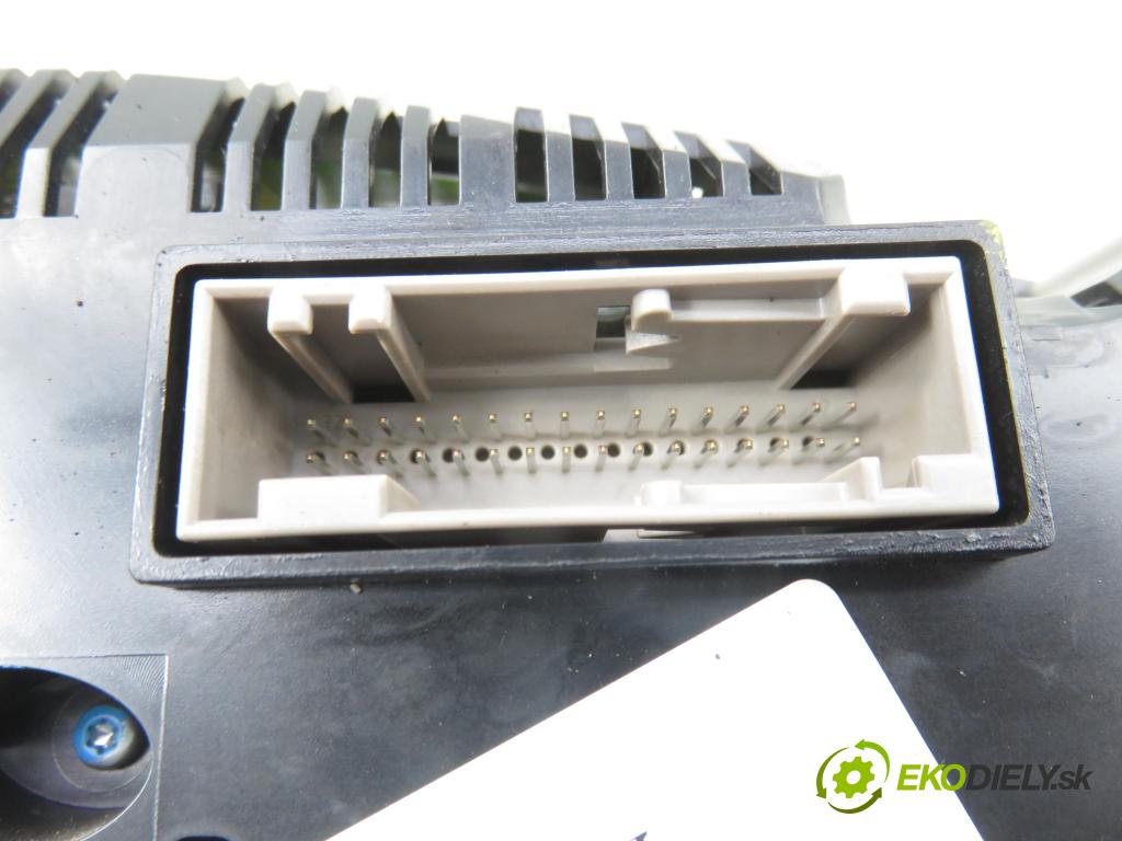 AUDI A4 (8K2, B8) SEDAN 2008 176,00 3.0 TDI quattro - CCWA 2967,00 Prístrojovka elektrický 8K0920930C