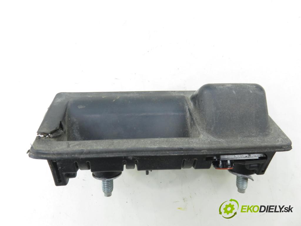 AUDI A4 (8K2, B8) SEDAN 2008 176,00 3.0 TDI quattro - CCWA 2967,00 KAMERA 5N0827566C