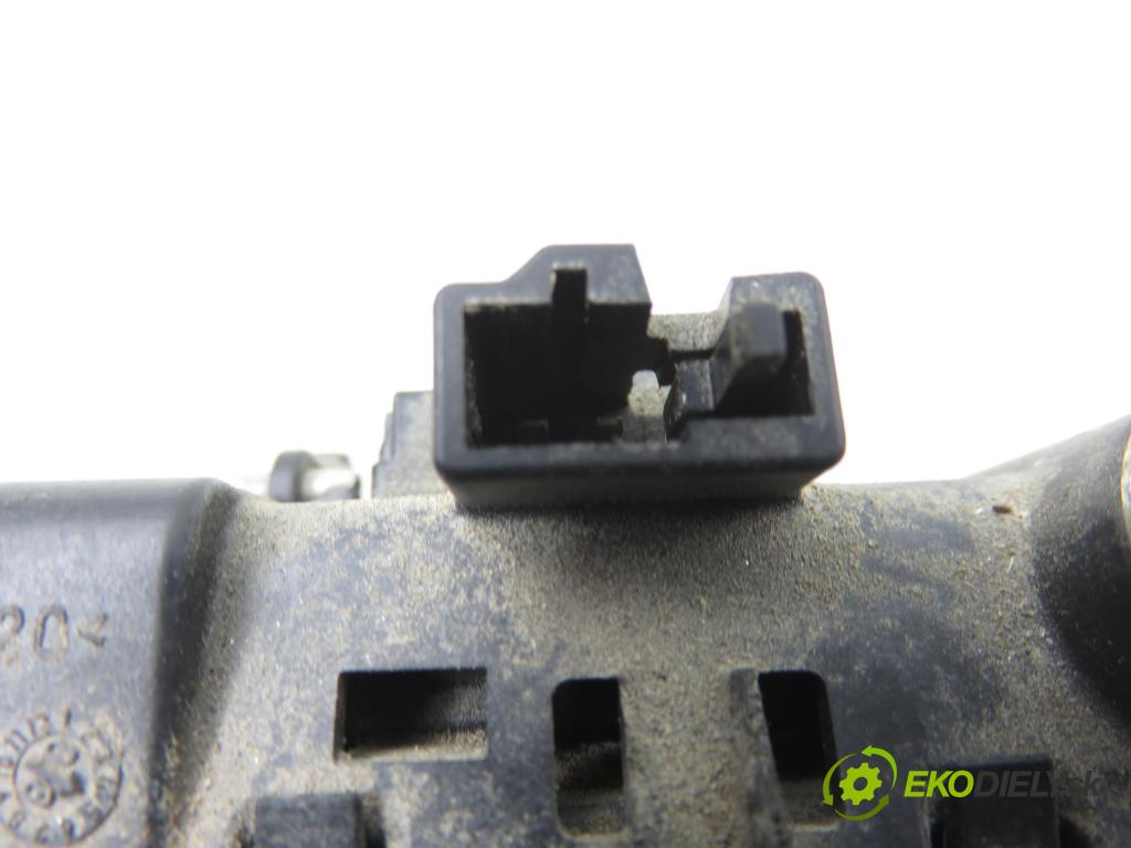 AUDI A4 (8K2, B8) SEDAN 2008 176,00 3.0 TDI quattro - CCWA 2967,00 KAMERA 5N0827566C