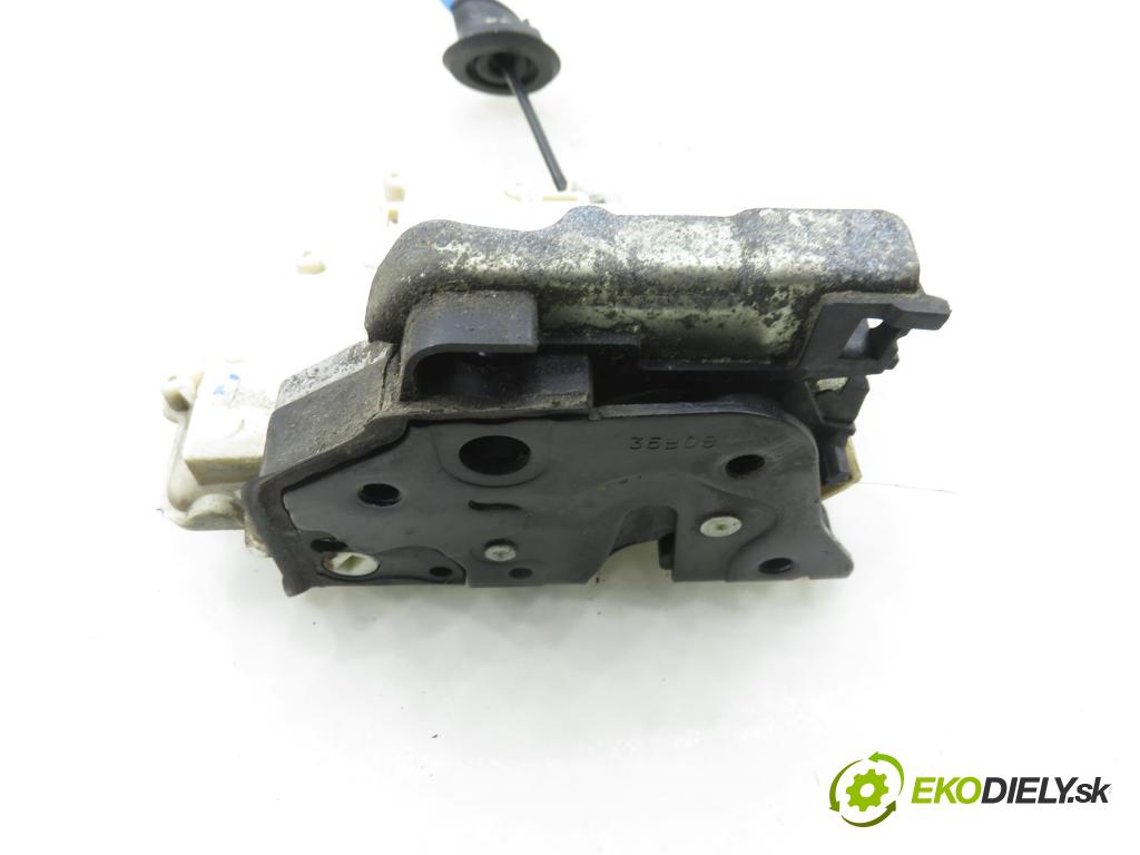 AUDI A4 (8K2, B8) SEDAN 2008 176,00 3.0 TDI quattro - CCWA 2967,00 zámok 8J1837016A