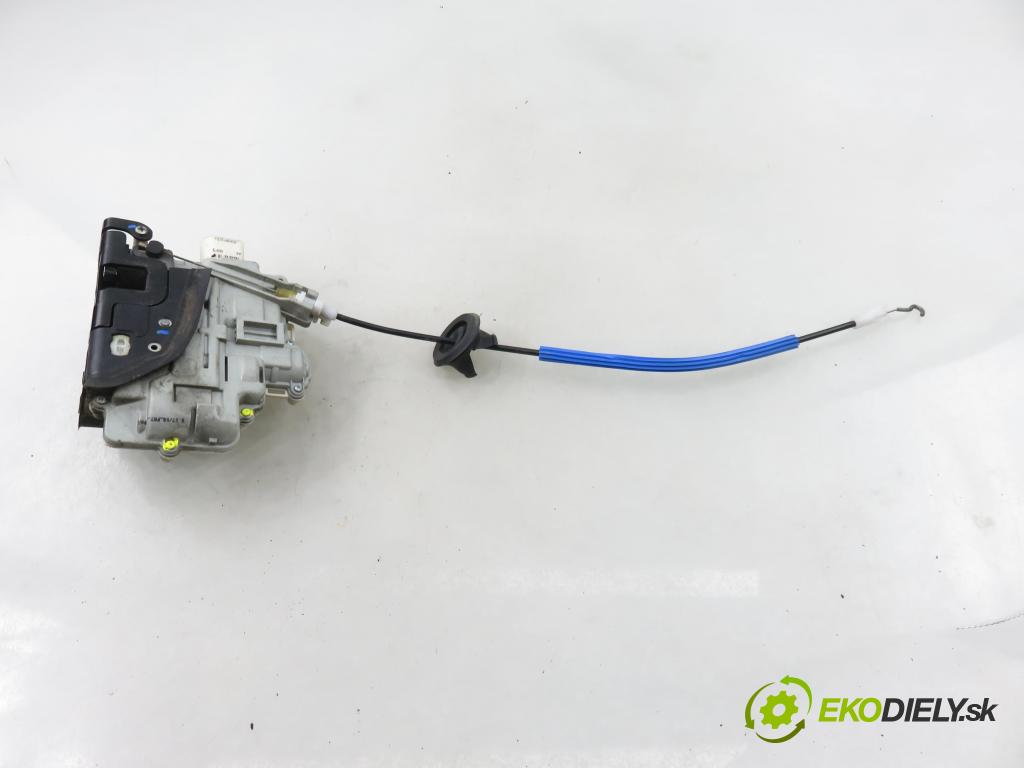 AUDI A4 (8K2, B8) SEDAN 2008 176,00 3.0 TDI quattro - CCWA 2967,00 zámok 8J1837016A