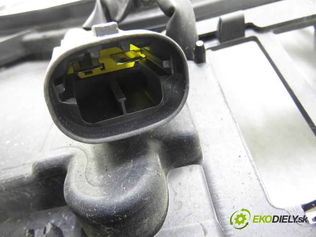 PEUGEOT 308 SW KOMBI 2008 88,00 1.6 16V - 5FW (EP6) 1598,00 držák přední část 9650316080 ; 9652918980