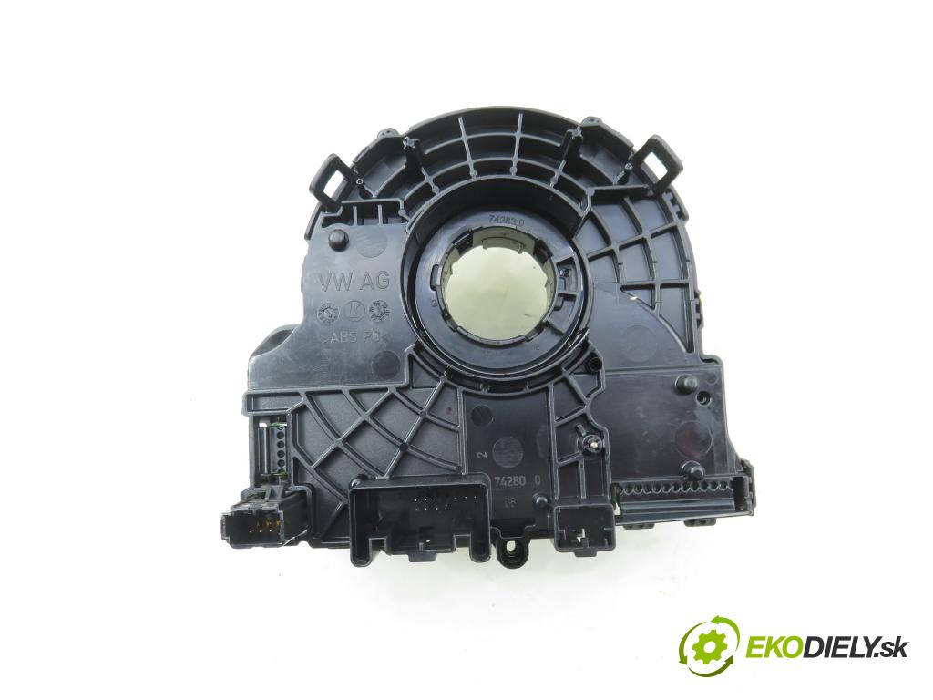 AUDI A4 (8K2, B8) SEDAN 2008 176,00 3.0 TDI quattro - CCWA 2967,00 PÁSKA: air BAG 8K0953568G