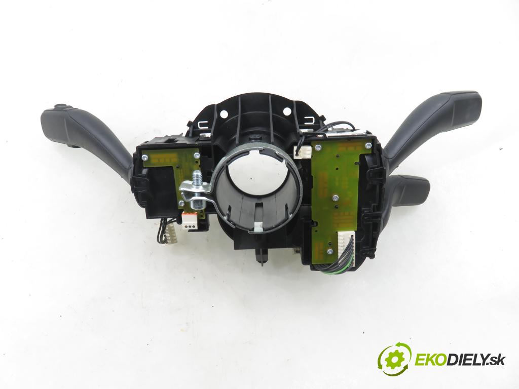 AUDI A4 (8K2, B8) SEDAN 2008 176,00 3.0 TDI quattro - CCWA 2967,00 PAKA/ŘAZENÍ/SADA: 8K0953502CK