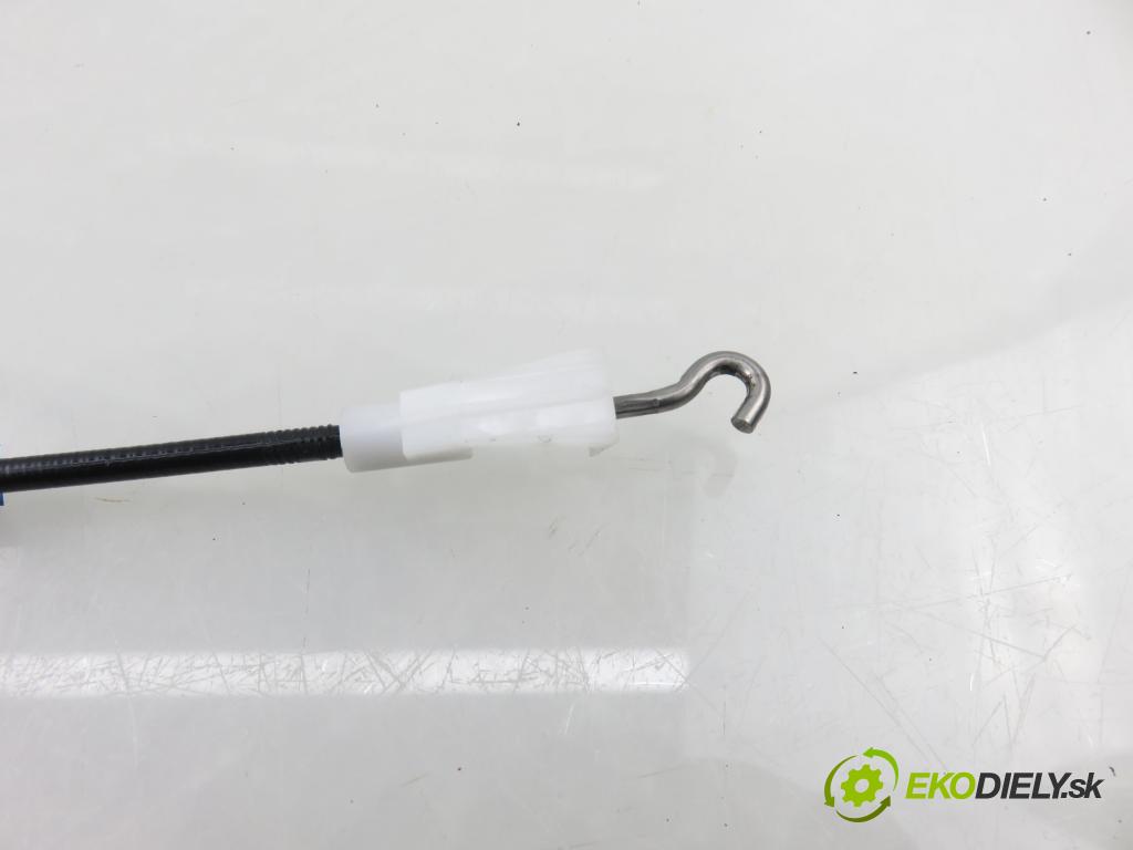 AUDI A4 (8K2, B8) SEDAN 2008 176,00 3.0 TDI quattro - CCWA 2967,00 zámok 8J1837015A