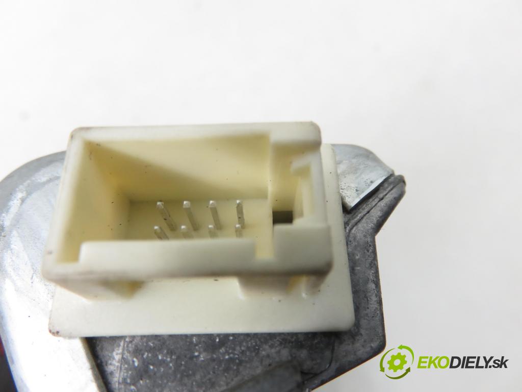 AUDI A4 (8K2, B8) SEDAN 2008 176,00 3.0 TDI quattro - CCWA 2967,00 KAMERA 8K0907217A