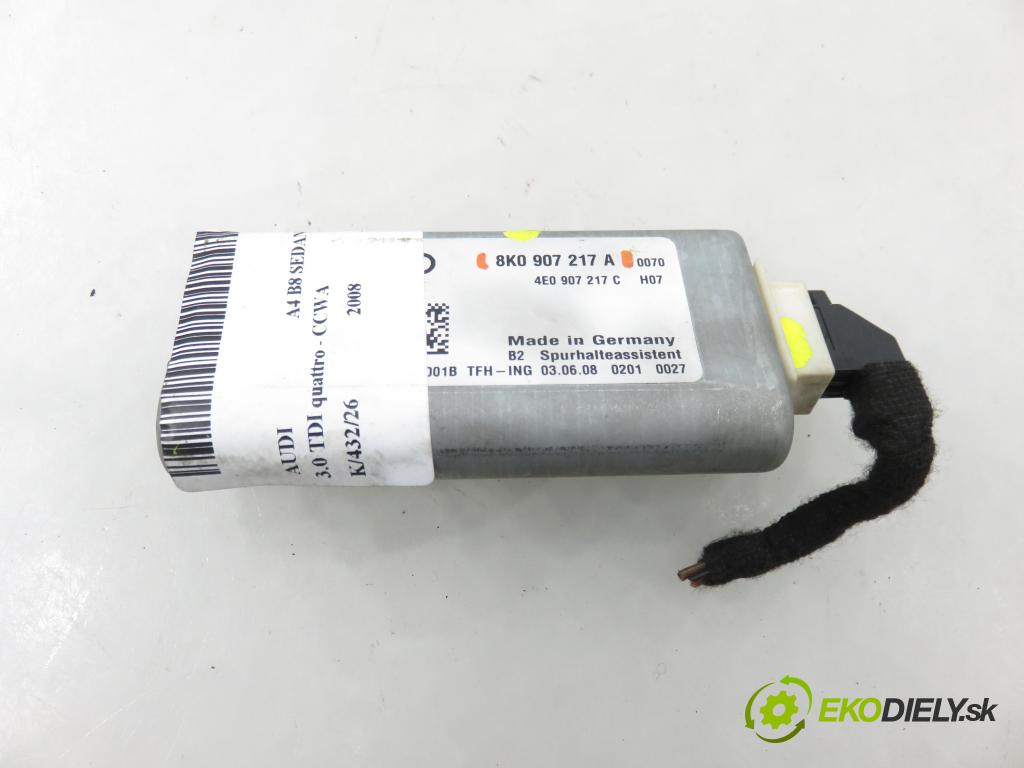 AUDI A4 (8K2, B8) SEDAN 2008 176,00 3.0 TDI quattro - CCWA 2967,00 KAMERA 8K0907217A