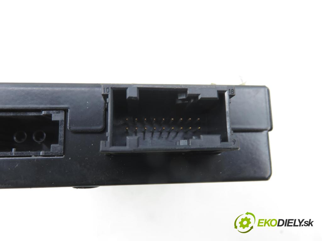 AUDI A4 (8K2, B8) SEDAN 2008 176,00 3.0 TDI quattro - CCWA 2967,00 riadiaca jednotka / MODUL INNE: AA7AD31A