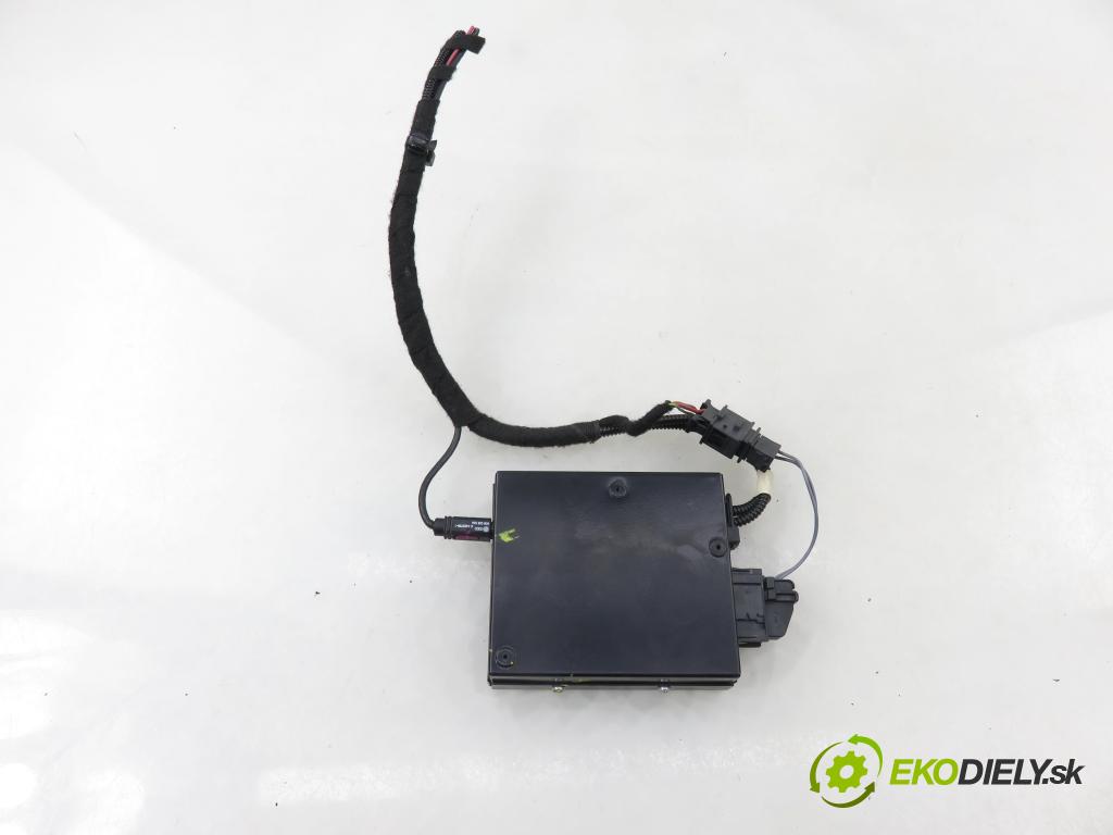 AUDI A4 (8K2, B8) SEDAN 2008 176,00 3.0 TDI quattro - CCWA 2967,00 riadiaca jednotka / MODUL INNE: AA7AD31A