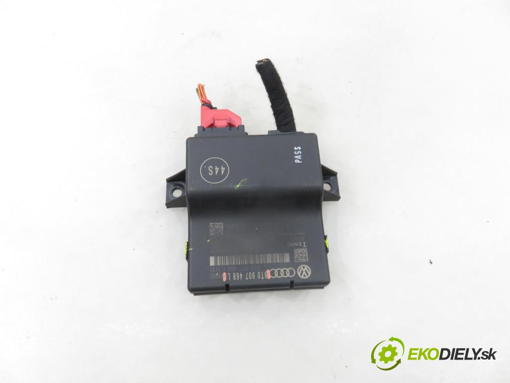 AUDI A4 (8K2, B8) SEDAN 2008 176,00 3.0 TDI quattro - CCWA 2967,00 řídící jednotka GATEWAY 8T0907468L