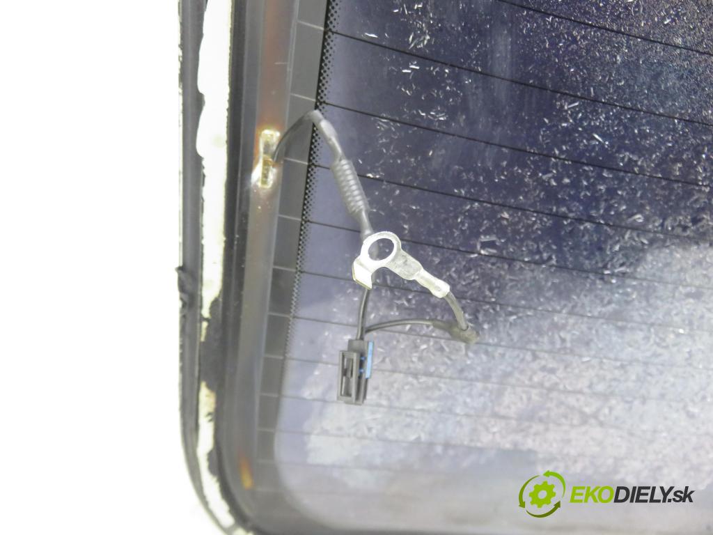 BMW 5 (E60) SEDAN 2005 0,00 530 d - M57 D30 (306D2) 2993,00 okno zadní část SEDAN 