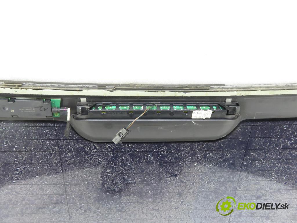 BMW 5 (E60) SEDAN 2005 0,00 530 d - M57 D30 (306D2) 2993,00 Okno zadná sedan