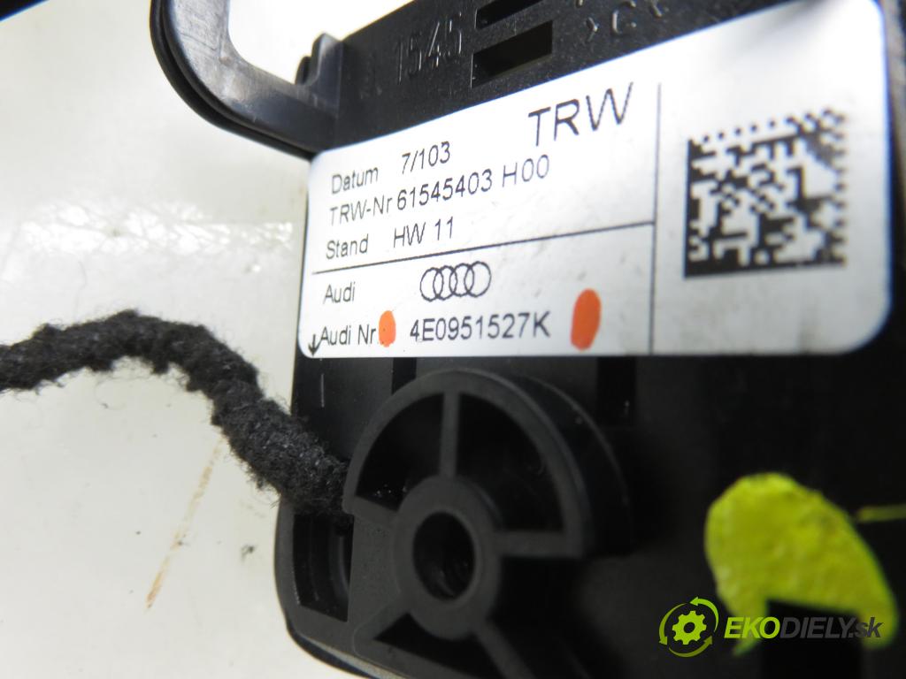 AUDI A4 (8K2, B8) SEDAN 2008 176,00 3.0 TDI quattro - CCWA 2967,00 ovladač rádia 4E0951527AF ; 4E0951527AG ; 4E0951527L