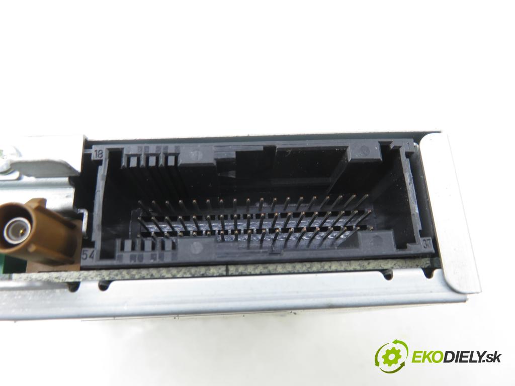 AUDI A4 (8K2, B8) SEDAN 2008 176,00 3.0 TDI quattro - CCWA 2967,00 riadiaca jednotka / MODUL INNE: 8T0907441B