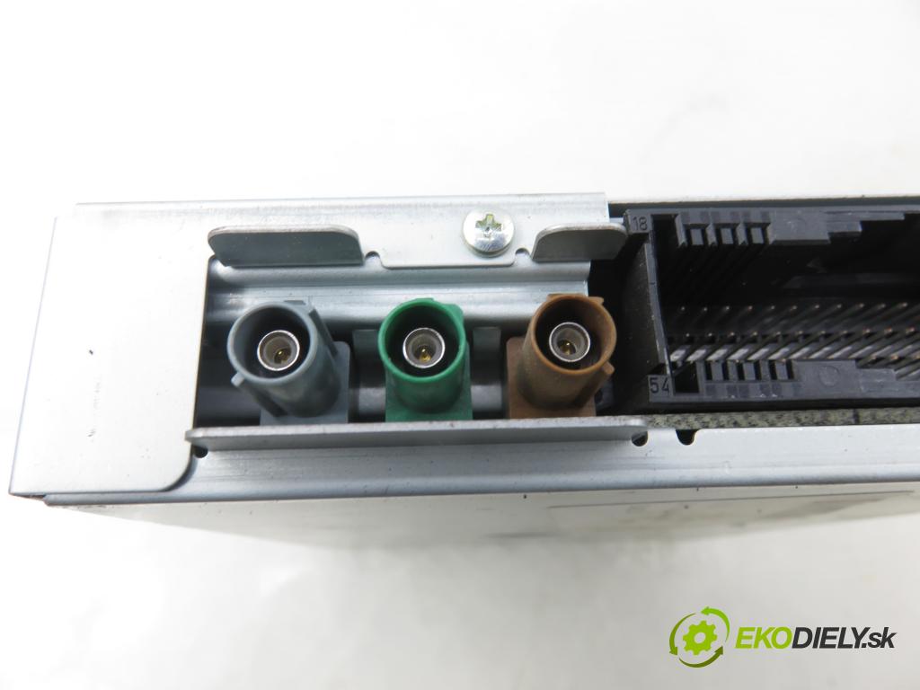 AUDI A4 (8K2, B8) SEDAN 2008 176,00 3.0 TDI quattro - CCWA 2967,00 riadiaca jednotka / MODUL INNE: 8T0907441B