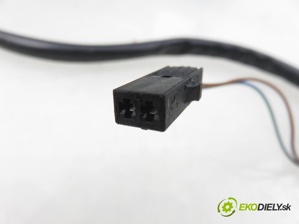 AUDI A4 (8K2, B8) SEDAN 2008 176,00 3.0 TDI quattro - CCWA 2967,00 Spätné zrkadlo